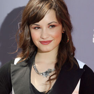 mean_girl_demi_lovato270x270-thumb-270x270 - DEMI LOVATO