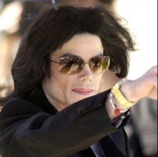 Michael-Jackson-faces-a-new-trial-2 - Plata pentru TheHiltonHotel