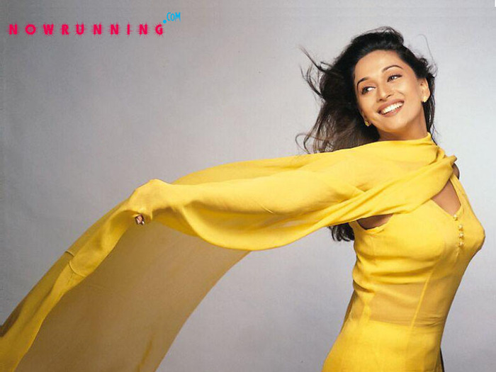 madhuriDixit_1_800x600 - Madhuri Dixit