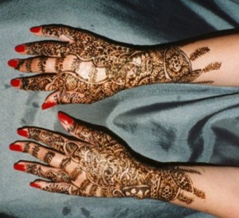 henna2-300x273