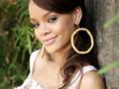 Rihanna-rihanna-6848060-120-90