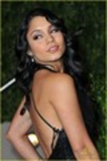 Oscars-vanessa-anne-hudgens-10793179-80-120 - vanessa hudgens