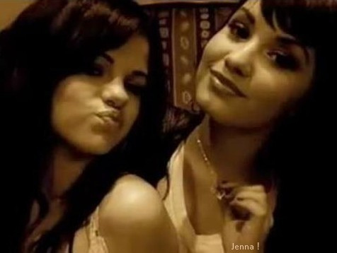 2871914142_718aff381c - demi lovato poze diferite