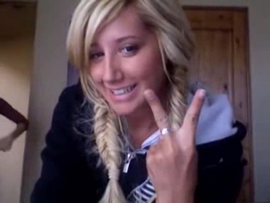 TGEZTGWVVNXRUVJWEIR - Ashley Tisdale
