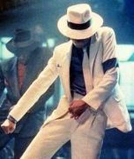 11208175_QCKVNTOKT - Michael Jackson-Smooth Criminal