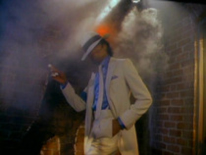 11208180_GQKVULVJQ - Michael Jackson-Smooth Criminal