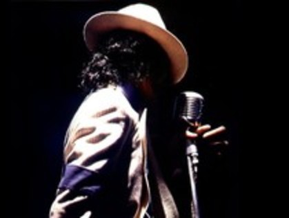 11208183_XBJWRCBVV - Michael Jackson-Smooth Criminal