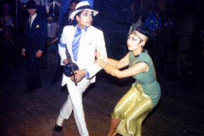 FNZSEVSIWLCUQYNNCHC - Michael Jackson-Smooth Criminal