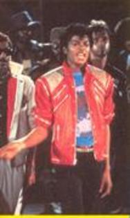 FSJCJPHFBYDFUFEAUKM - Michael Jackson-Beat It