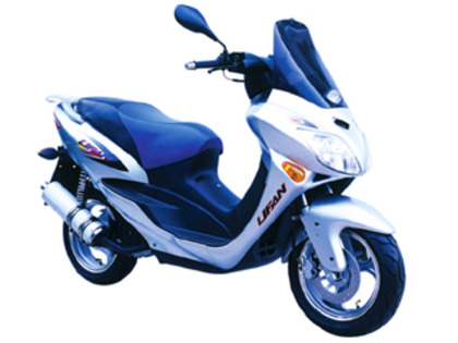 LIFAN250CC=8.337LEI; 4T,18CP,RACIRE CU APA,EURO3,CONSUM=3.2 LA SUTA,HIDRAMAT,2 LOCURI
