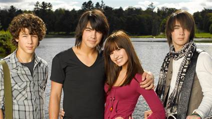 CAMP-ROCK-camp-rock-1852378-423-238 - Album pt FanNo1MileyAndEmily