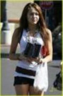 KHKZUWHFZSQYRIXEQWF - Album pt FanNo1MileyAndEmily