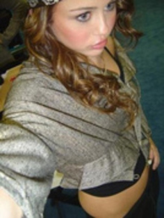 QQSSYONAYVEJKDPKKKQ - Album pt FanNo1MileyAndEmily