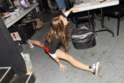 ZFFPQQPNOAQASVSBZCK - Album pt FanNo1MileyAndEmily