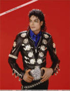 DZCOCMOBCONFNQWAQYS - toate pozele pe care le am cu michael jackson