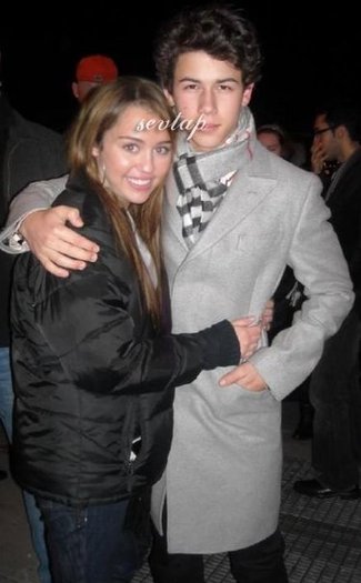 4982_93637248910_741563910_1867703_6022383_n