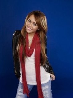 5800_1022809549374_1799294088_51587_1617416_n - poze de pe facebook a lui miley cyrus