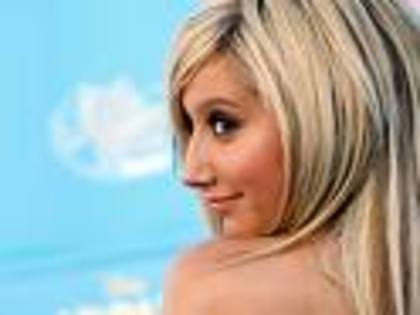 Ashley!!!!!!!!!!!!!!!!!!!!!!!!!!!!! - Club Ashley Tisdale-propus de MiRu21