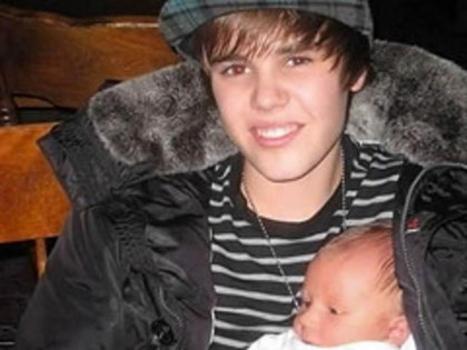 ..Justin & Jaxon.. - 0_0 Bieber Family 0_0