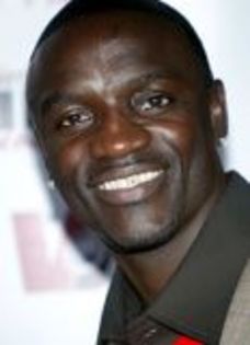 akon (4)