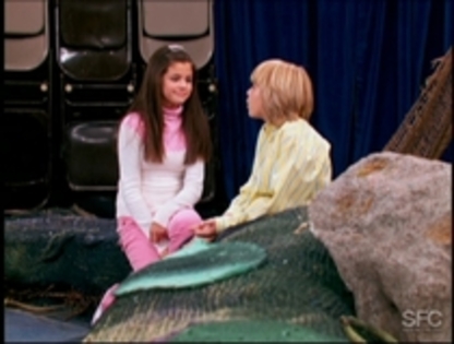 10796847_UINEUIZEU - selena gomez in zack si cody