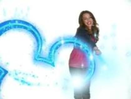 14 - miley cyrus intro DisneyChannel