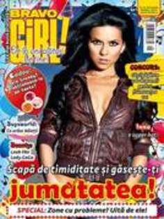 revista bravo girl-10 poze miley cyrus - Magazinul de reviste