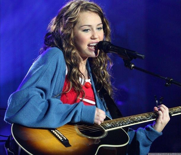 miley 1 - Miley Cyrus