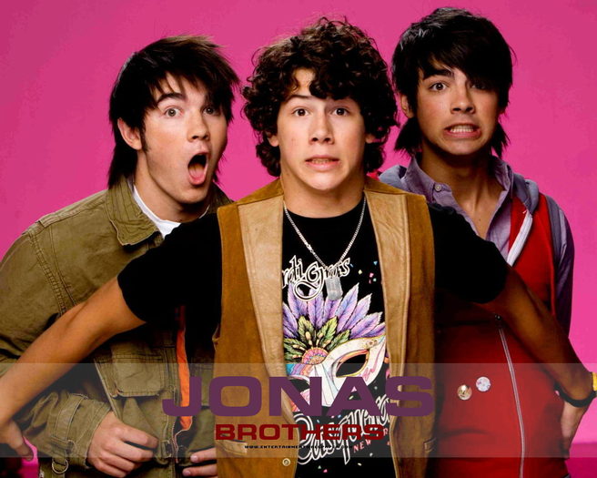 jbro3-the-jonas-brothers-3571210-1280-1024