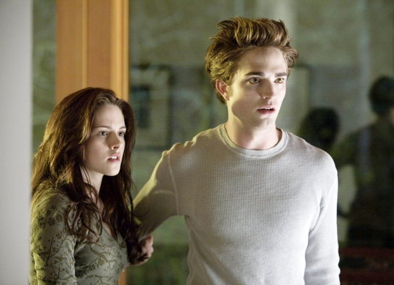 7 - Twilight si New moon