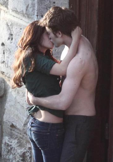 30 - Twilight si New moon