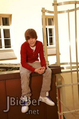 ~~ JusStiN BieEbEr ~~ - o_JuStiN phOtOshOoT 23_o