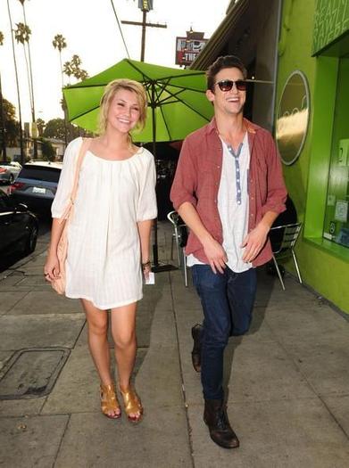 Chelsea-Staub-63581,246563