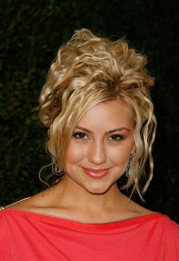 Chelsea-Staub-63581,246566