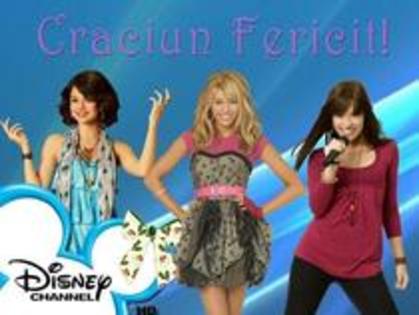 admira vedetele la fel ca pe tine - Revista DisneyChannel si Vedetele