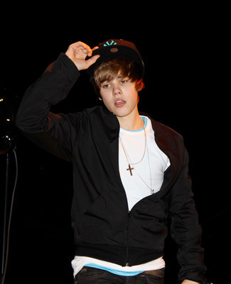 Justin_Bieber_2_1[1] - justin bieber