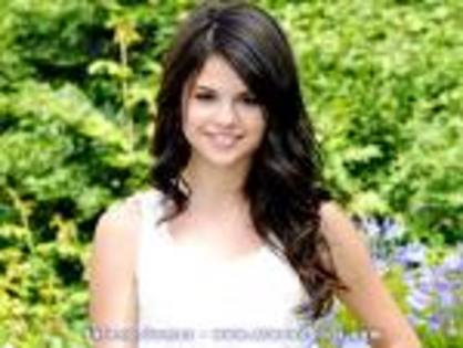 13. - club selena gomez