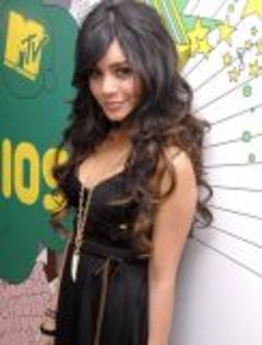 vanessa-hudgens_51 - vanessa