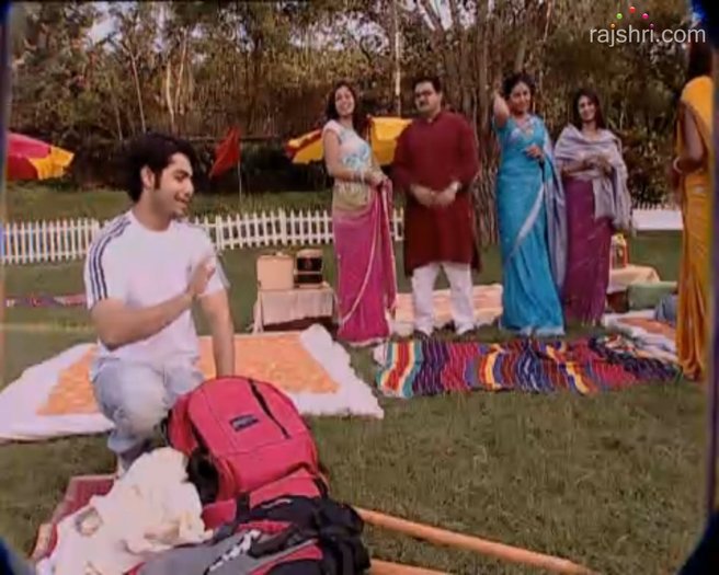 amar la picnic - A ta pentru totdeauna-Amar and Divya Sagar and Vidya