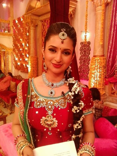 tot divyanka...............