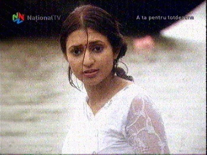 vidya il vede pe sagar cand iasa din apa