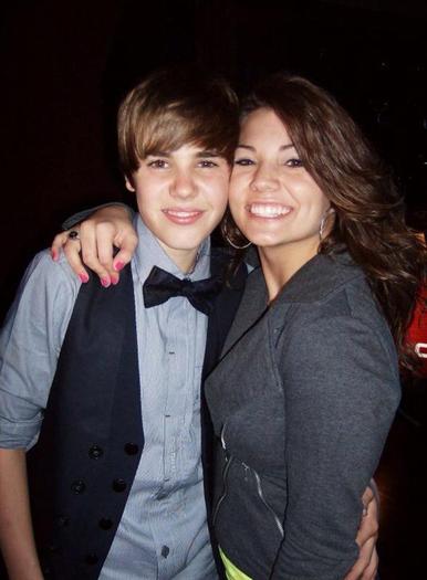 justin and a girl 2 - Justin Bieber