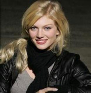 sweet cu codita - cariba heine poze rare