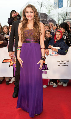 normal_11 - Hannah Montana The Movie Premiere in Rome