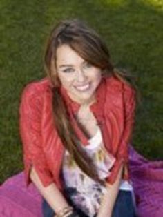 Miley sedinta foto 10