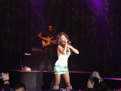 anahi4 - Anahi in Romania