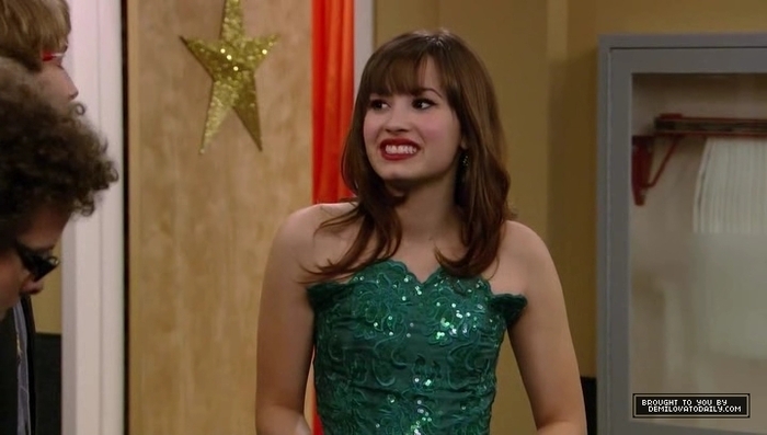 SWAC-screencaps-sonny-with-a-chance-8419312-720-408 - Poze Sonny With A Chance