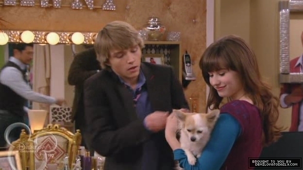 SWAC-screencaps-sonny-with-a-chance-8419340-624-352