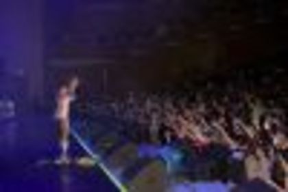 thumb_anahi-concert-exploziv-la-bucuresti-si-sesiune-de-autografe-foto_2 - Anahi