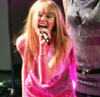 miley_cyrus_01-189x182
